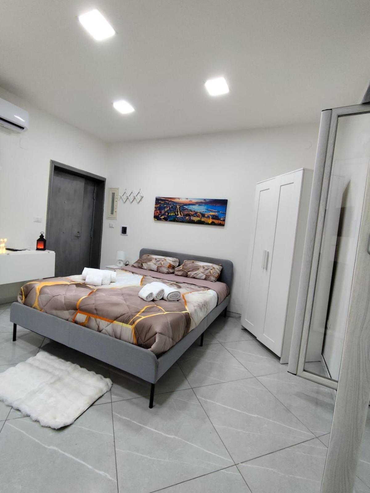Bro And Sis House Apartment Naples Exterior photo